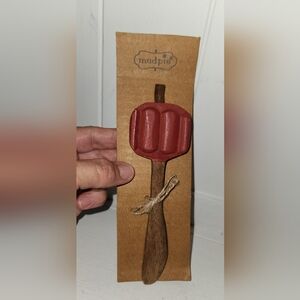 NWT Mud Pie Wooden Pumpkin Spreader BIN N